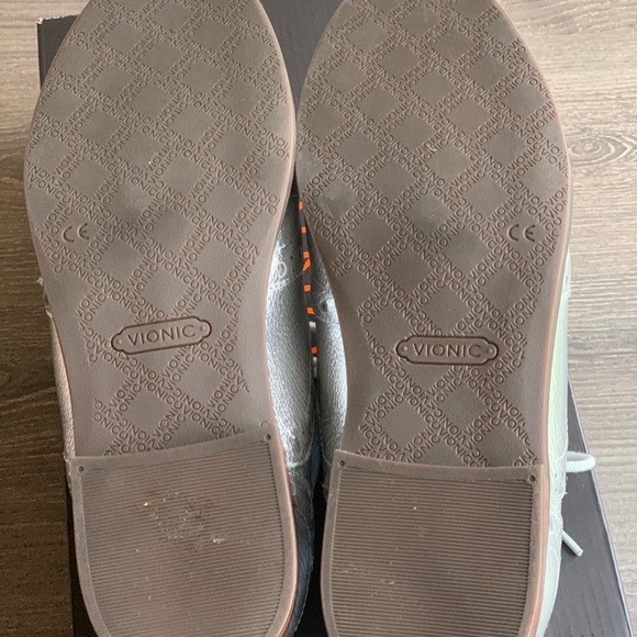 Vionic Hadley - Picture 4 of 4